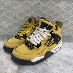 Nike Air Jordan 4 Retro Lightning 2021 CT8527-700 Size 4.5Y Authentic