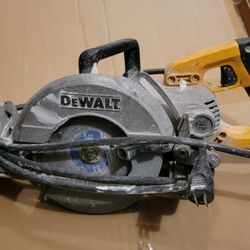DeWalt Worm Drive Corded Skill Saw