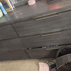 Grey Dresser With Mirror 