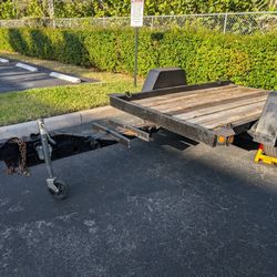 Tilt Trailer