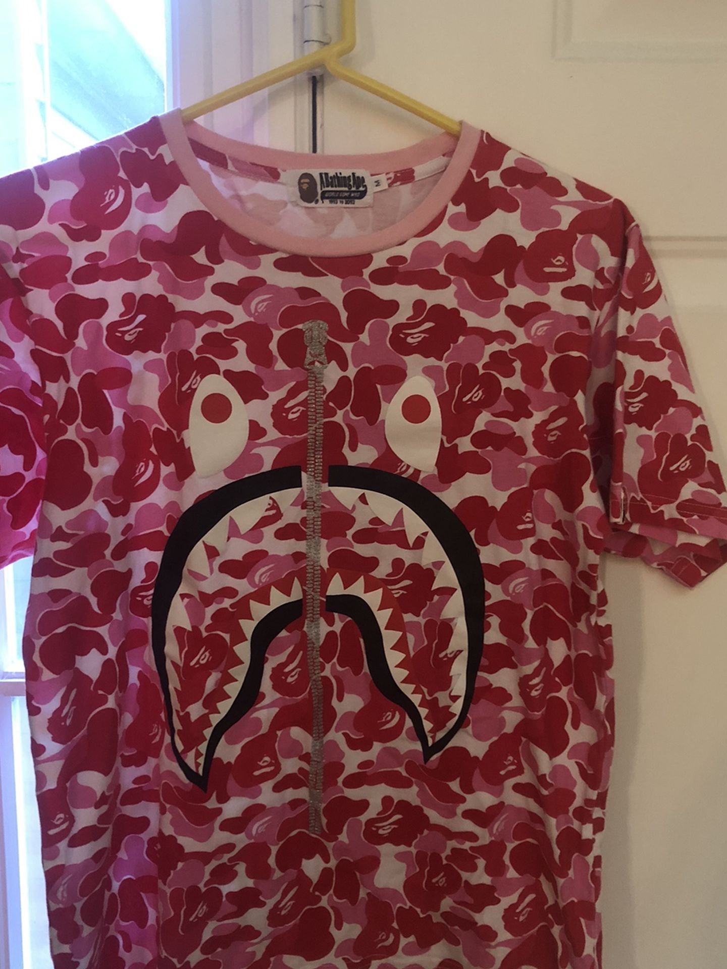Mint Abc Camo Pink Shark T-shirt Size M Bathing Ape Bape