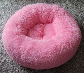 Small Fluffy Pet Bed Pink