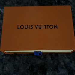 Lv Bracelet