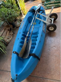 Kayak Ocean Kayak Frenzy with 2 paddles and Kayak cart