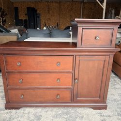 Pottery Barn Kids Espresso Larkin Sleigh Changing Table Dresser