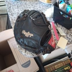 Rawlings First Base Glove