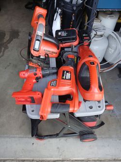 LOT OF ITEMS TAKING OFFERS
