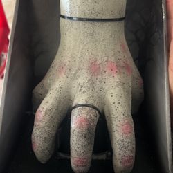 Walking Zombie Hand