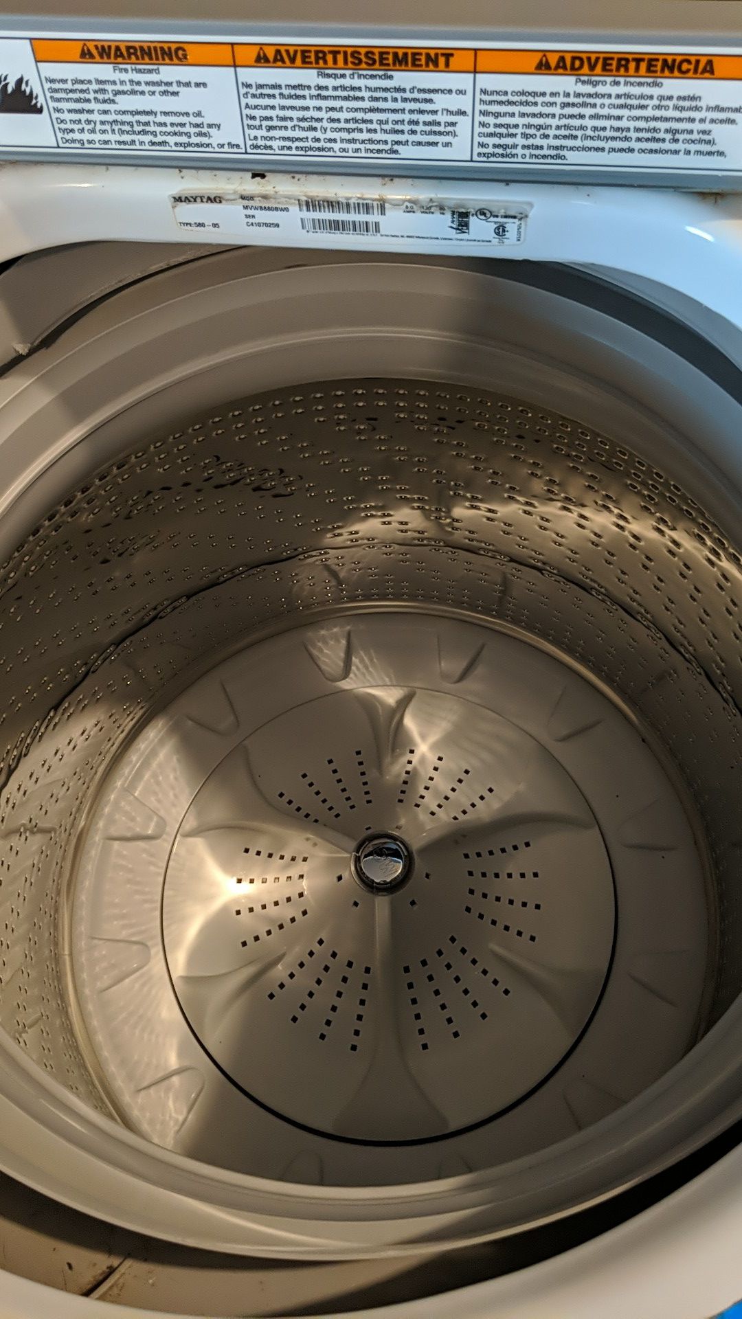 Bravo's XL Maytag washer. Uneven load code