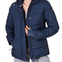 Amazon Essentials Women's Heavyweight Quilted Long-Sleeve Hooded Puffer Coat, XS