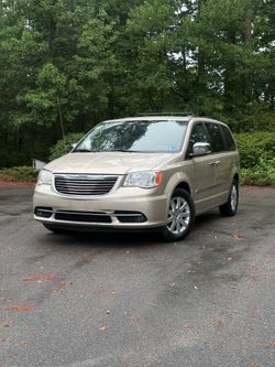 2013 Chrysler Town & Country