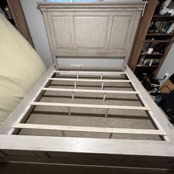 Kind Size Bed Frame 