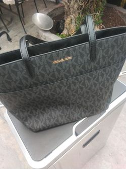 Brand new michael kors