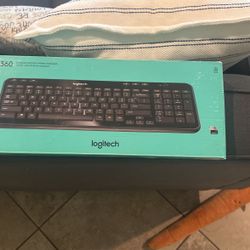 Logitech Keyboard Slim Wireless 