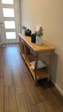 Entry way console table