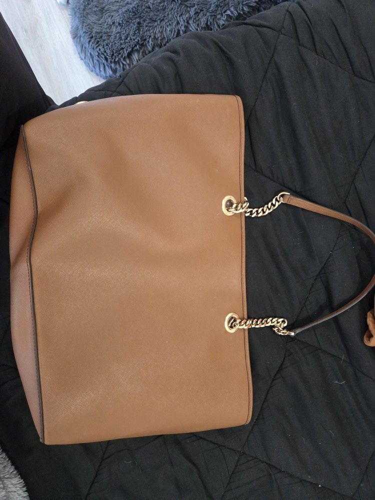 Michael Kors Purse/handbag