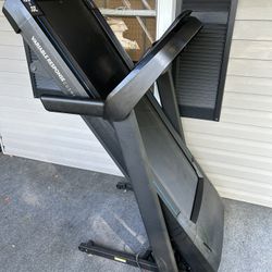 T202 Treadmill