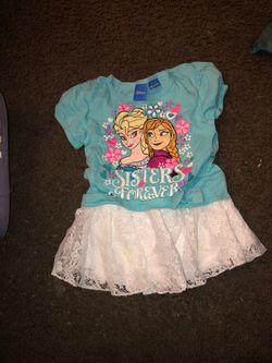 Used girls frozen shirt size 3T