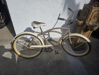26" Schwinn Beach Cruiser