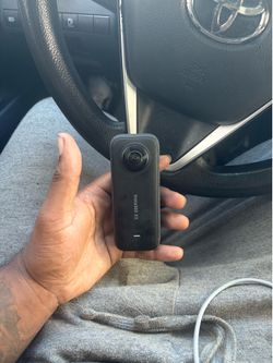 Insta 360 x3 camera