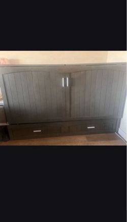 Murphy queen bed