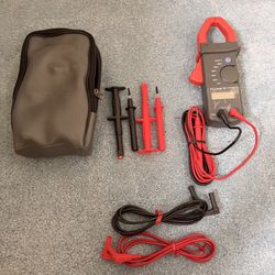 Fluke 30 Clamp Meter 400 Amp/600 V