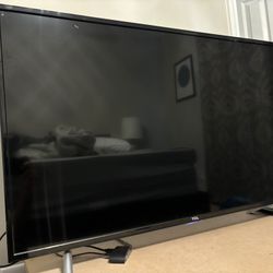 TCL 43” TV