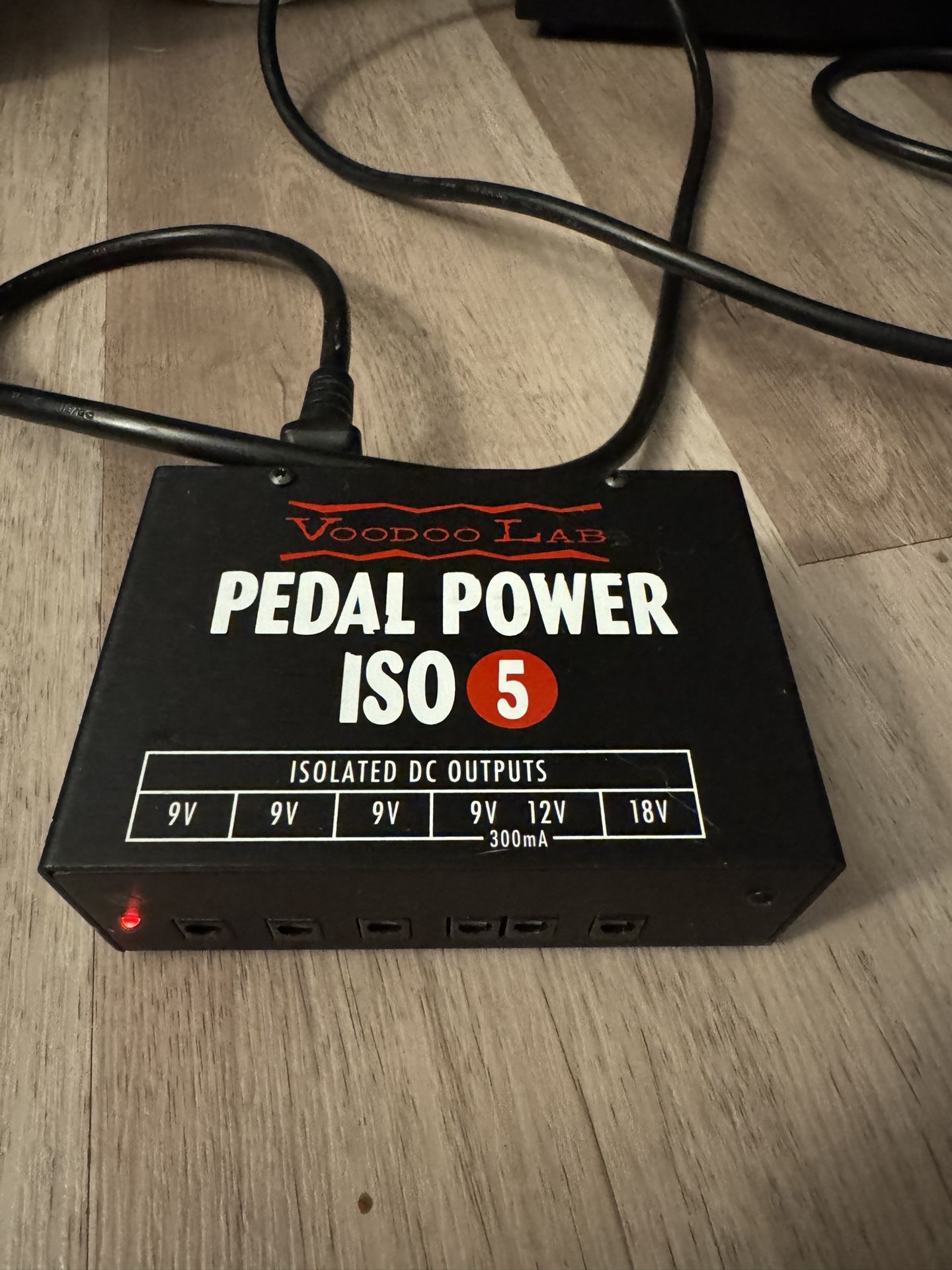 Voodoo Labs Pedal Power ISO 5 Power Supply