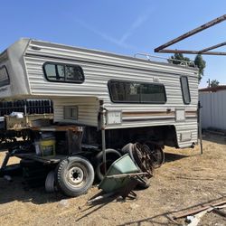 Camper Overhead Weekend Wilderness 