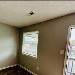Beautiful 3 Bedroom 2 Bathroom Upstairs Garden Apartment located in the Western Branch South area of Chesapeake VA