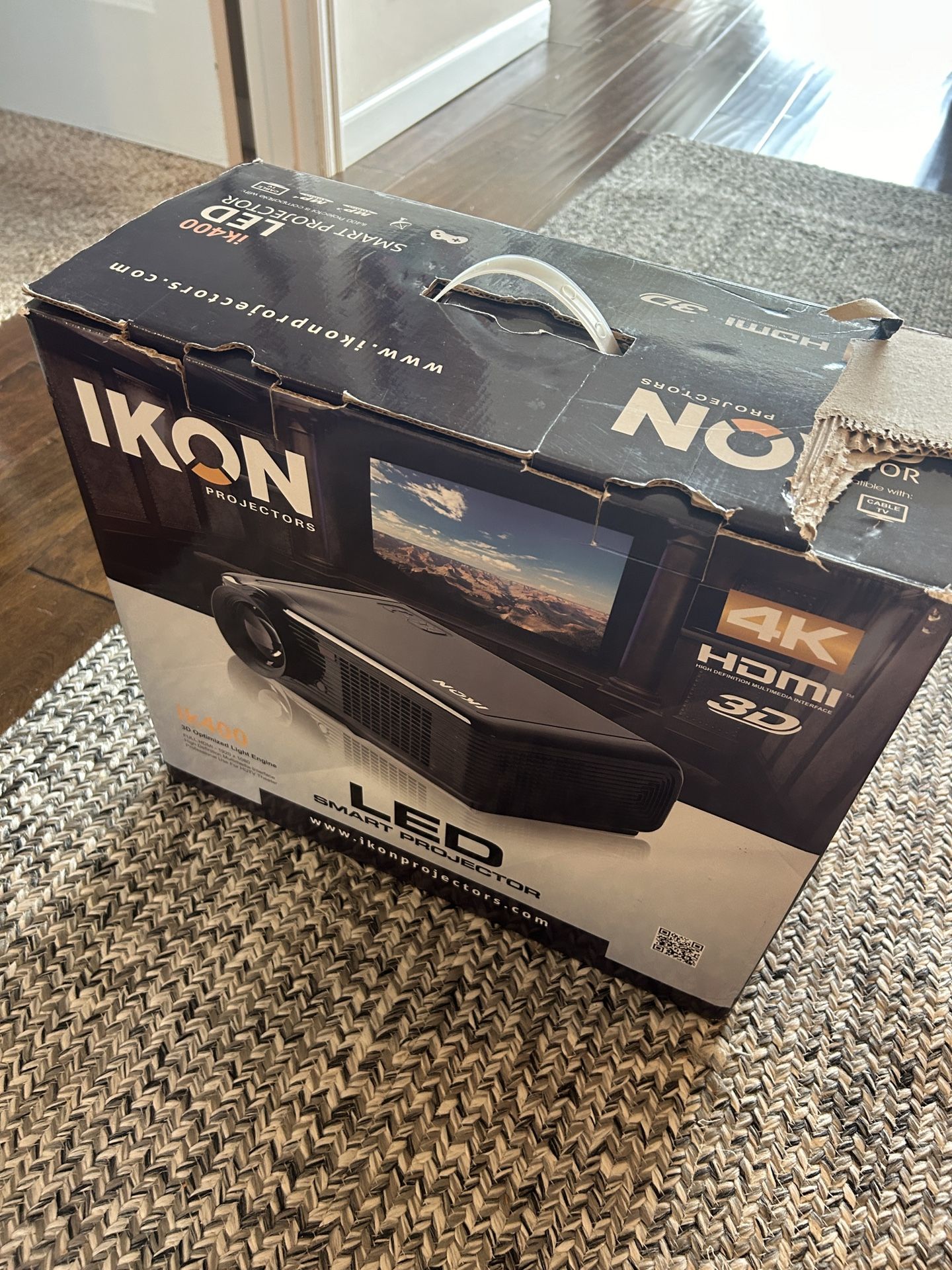 Ikon 4k LED Projector