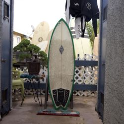 Art Surfboard