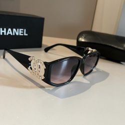 Sunglasses Chanel 