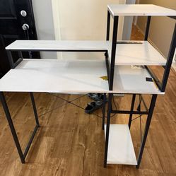White N Black Gaming Desk
