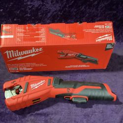 🧰🛠Milwaukee M12 Cordless Copper Tubing Cutter-NEW!(Tool-Only)-$135!🧰🛠