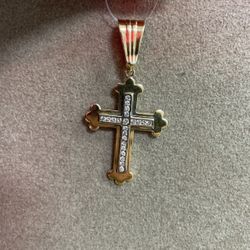 Diamond Cross Pendant 