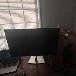 Dell P2422H 24 inch Widescreen Full HD Monitor.