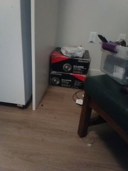 Kingwood Stereo System With Amp