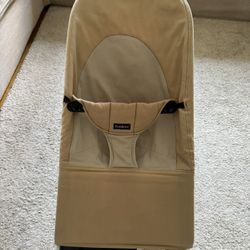 BabyBjörn Bouncer – Beige