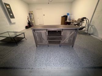 Farmhouse style stand