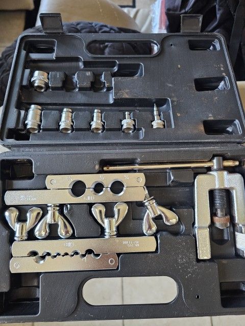 JB INDUSTRIES T20275 Flaring and Swage Tool 45 Degree