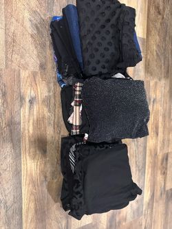 Large & XLarge clothes & 8 1/2 boots