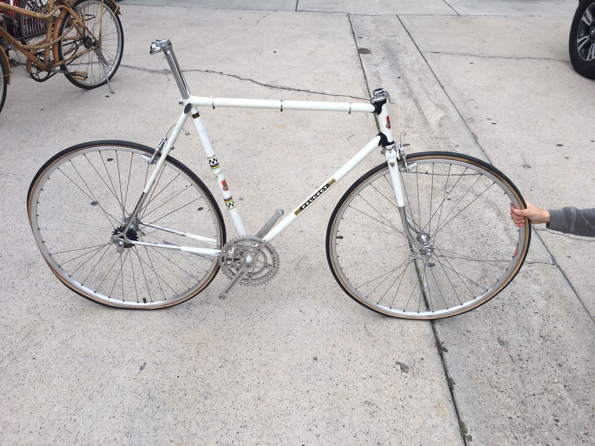 Vintage Peugeot road bike project