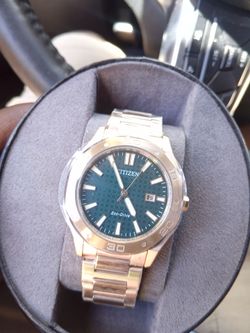 Tarnished gold & green citizen
