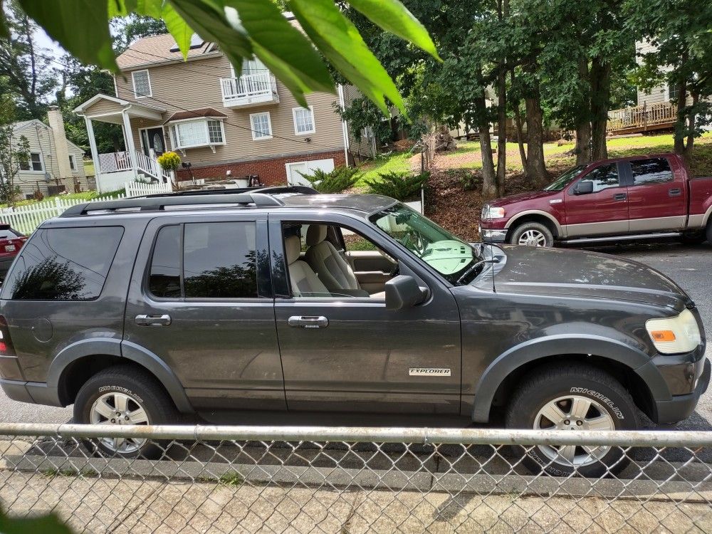 2007 Ford Explorer