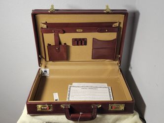 Brand new Airway briefcase