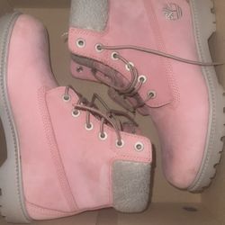 Waterproof Women’s Pink Fur Top Timberlands Size 9