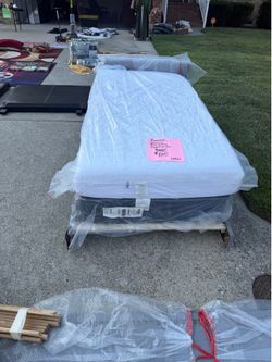 Day bed with Mattress