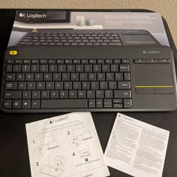 Used Logitech (contact info removed)19 K400 Plus Wireless Keyboard - Black