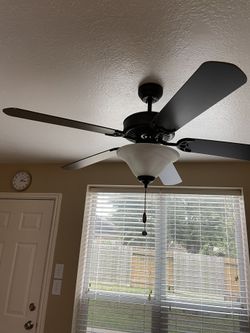 Ceiling Fan 52”